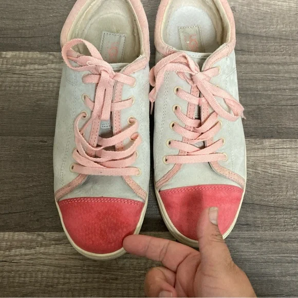 UGG Women’s Sneaker Suede Pink and Gray Casual Fashion sz 10 - Picture 4 of 13